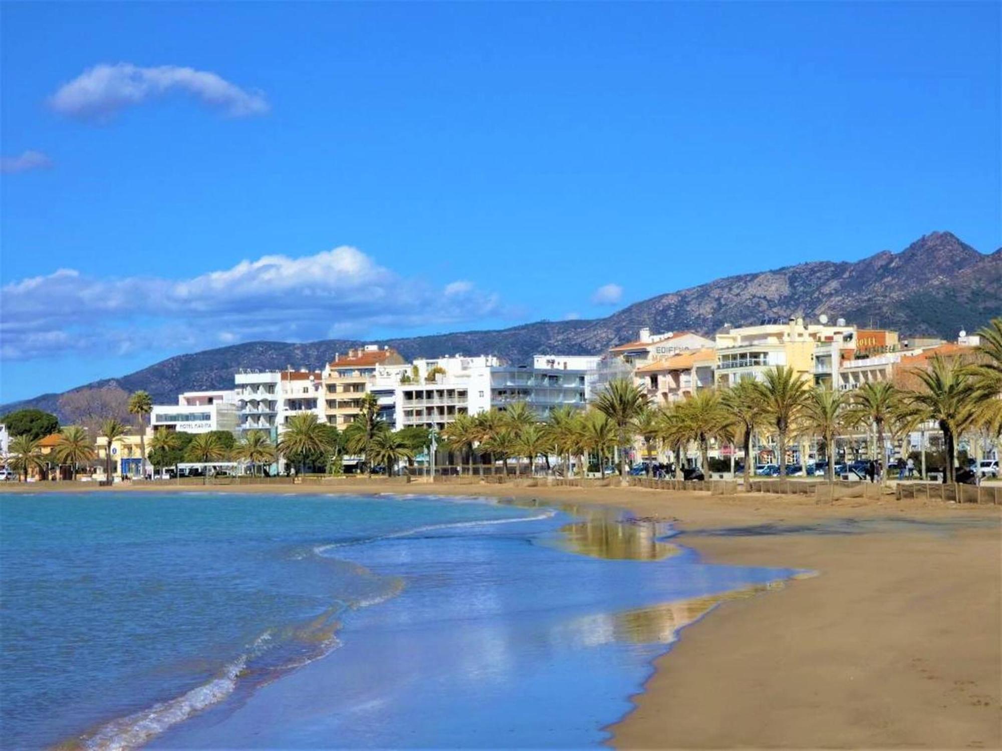 Apartamento En Roses A 2 Min De La Playa Con Vistas Al Mar Av-18 지로나 외부 사진
