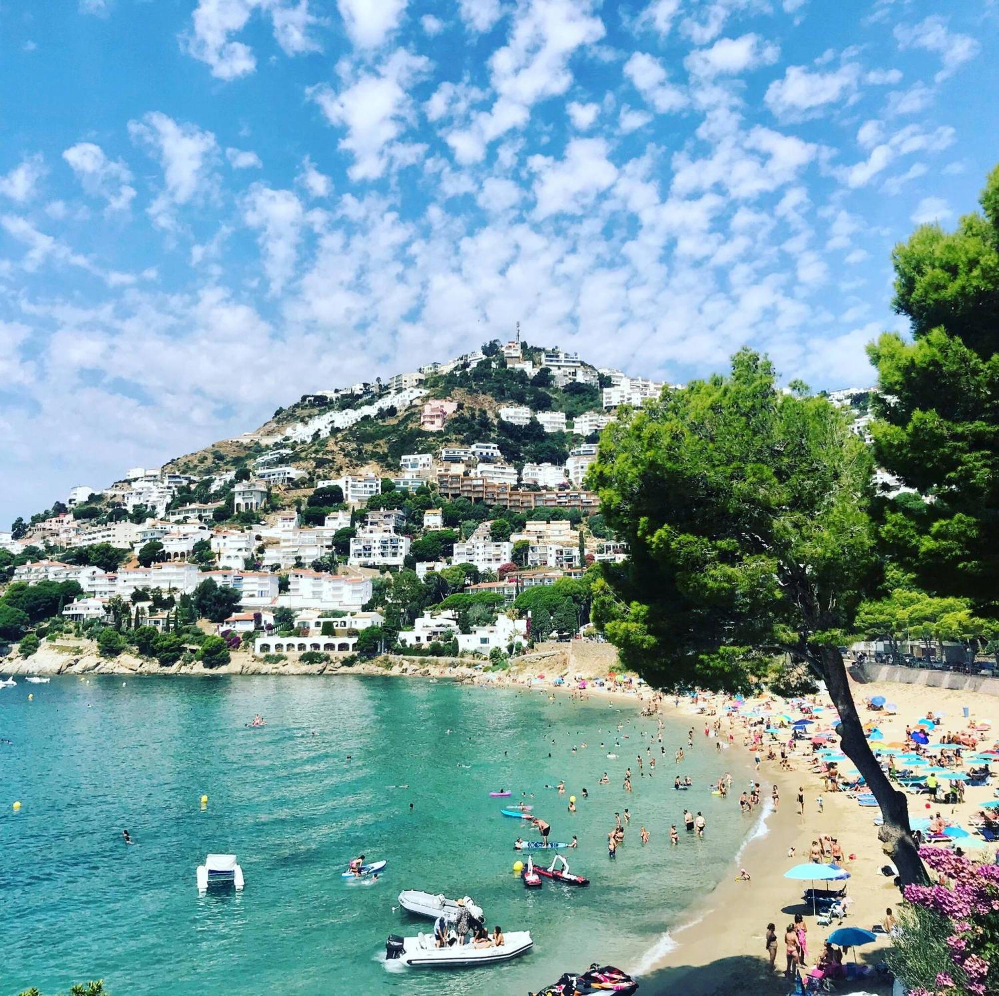 Apartamento En Roses A 2 Min De La Playa Con Vistas Al Mar Av-18 지로나 외부 사진