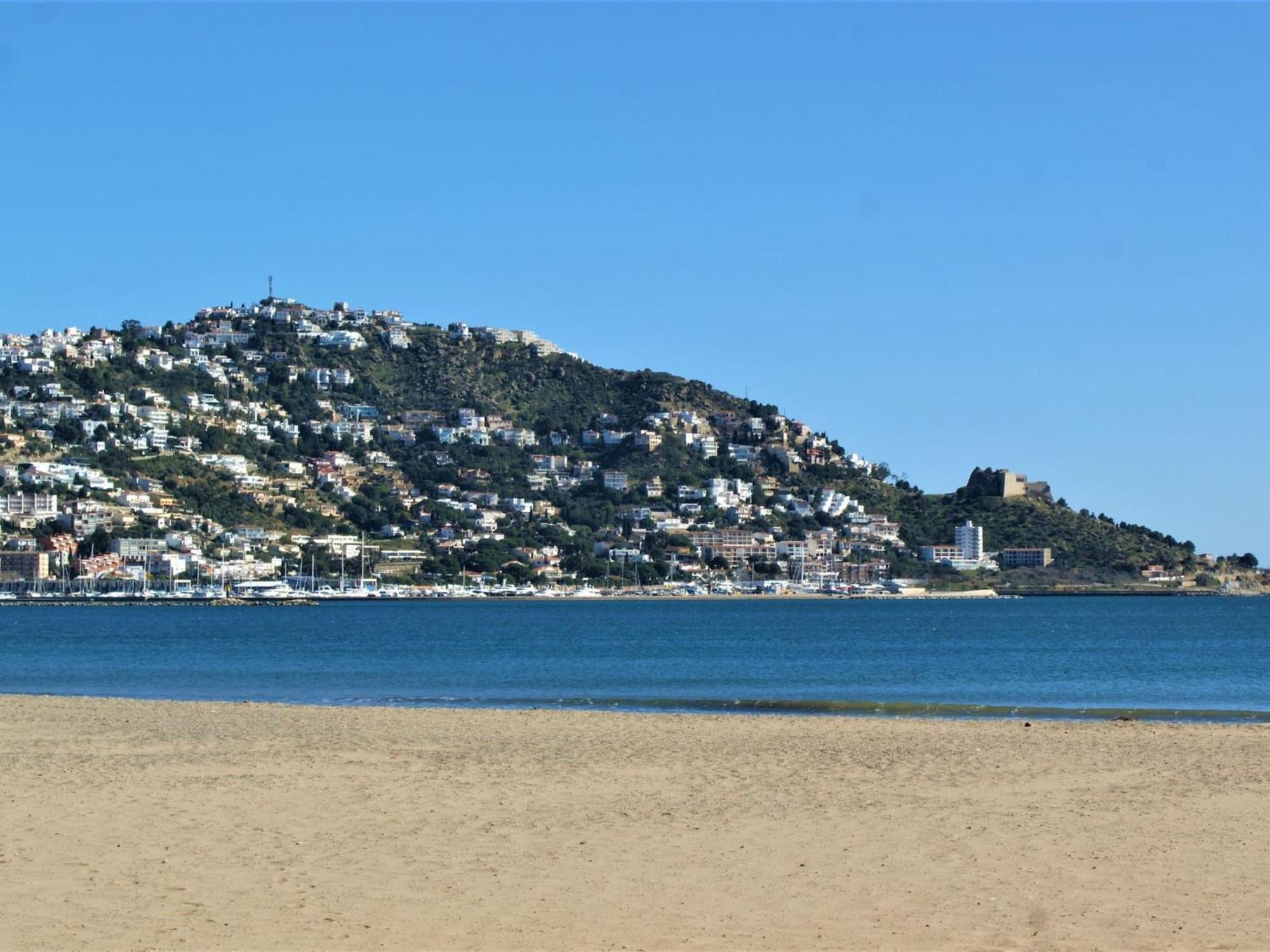 Apartamento En Roses A 2 Min De La Playa Con Vistas Al Mar Av-18 지로나 외부 사진